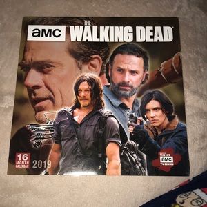 2019 Walking Dead Calendar 💕